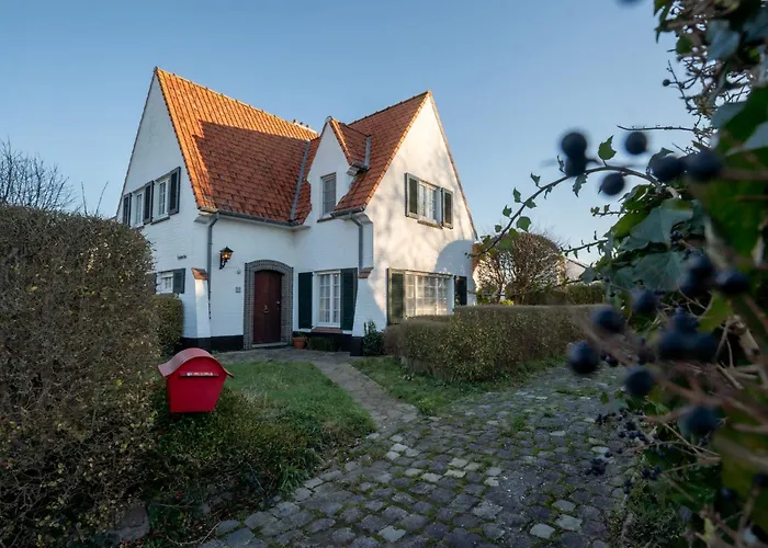 Villa Hamarrbo With Garden And Parking By Interhome